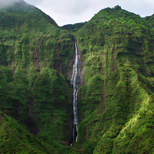 The Best Helicopter Tour Of Kauai - Blue Hawaiian Helicopters